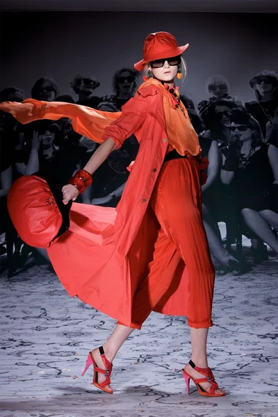 Look 30